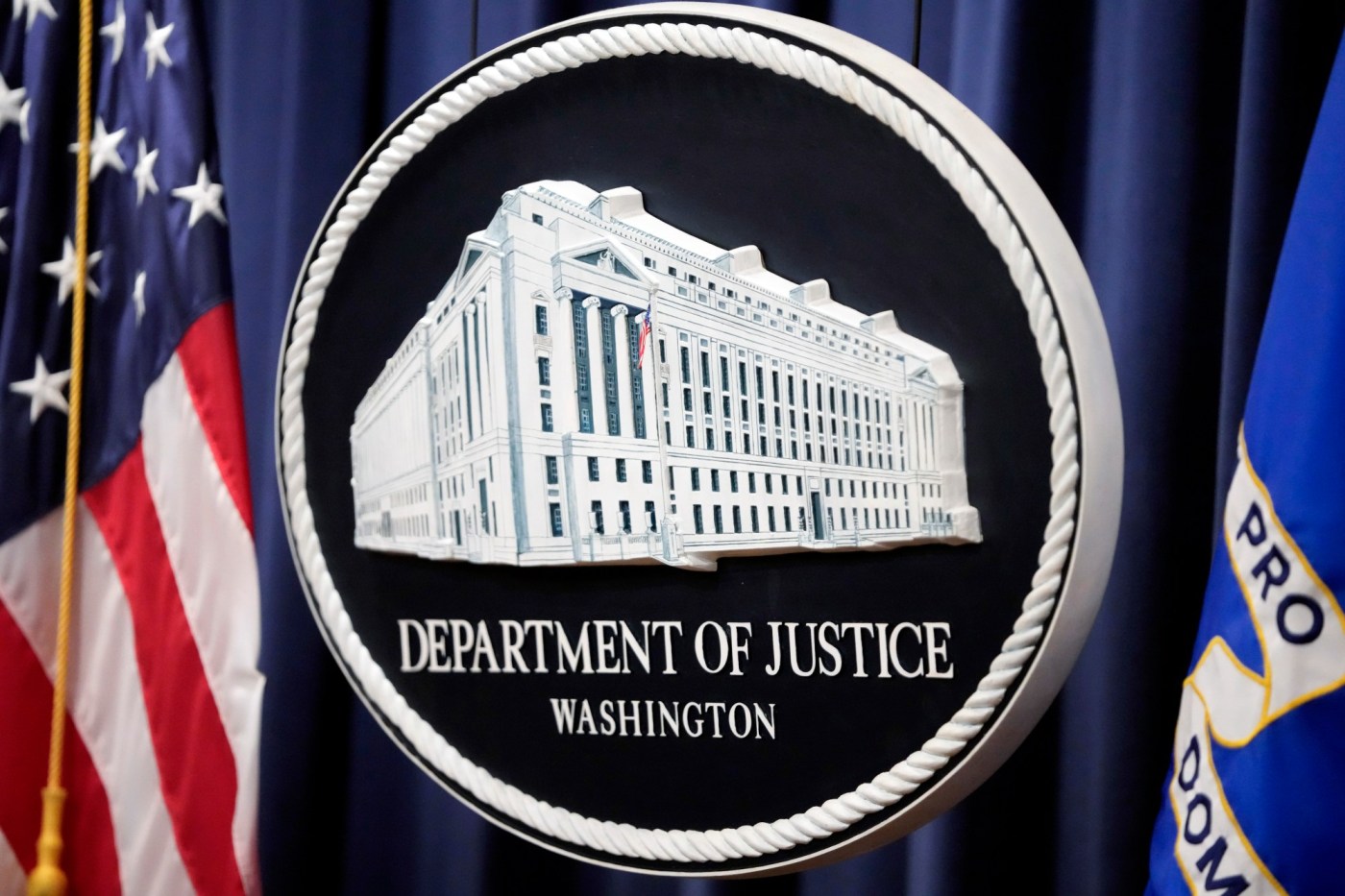 justice-department-directs-prosecutors-to-probe-local-efforts-to-obstruct-immigration-enforcement