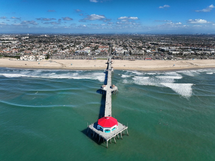 huntington-beach-declares-itself-a-‘non-sanctuary-city’ 