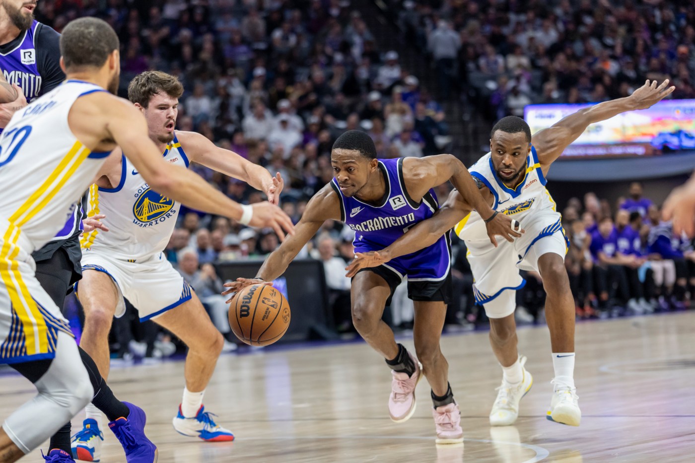 warriors-fade-in-tale-of-two-halves-loss-to-kings