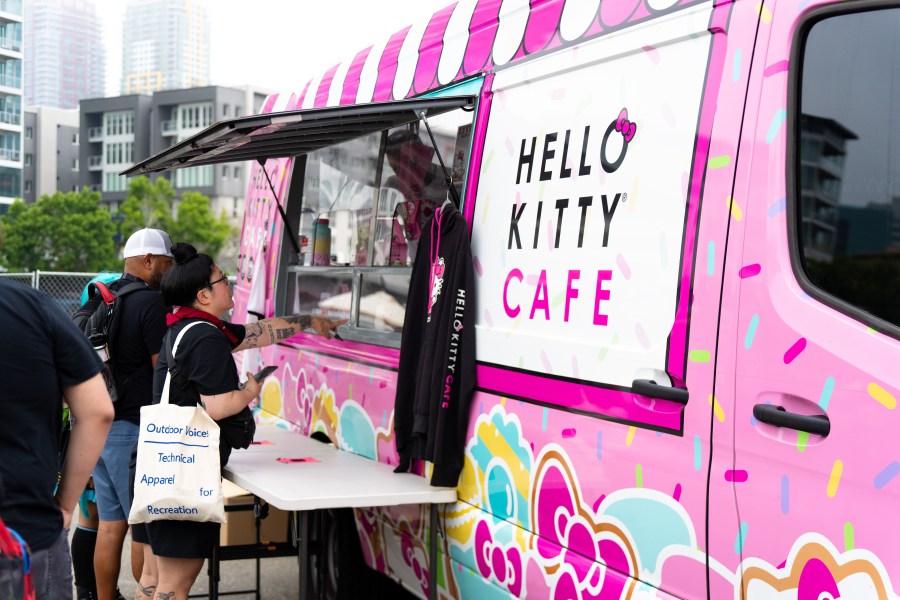 hello-kitty-cafe-truck-rolls-into-san-diego-for-2025-tour:-when-to-expect-it