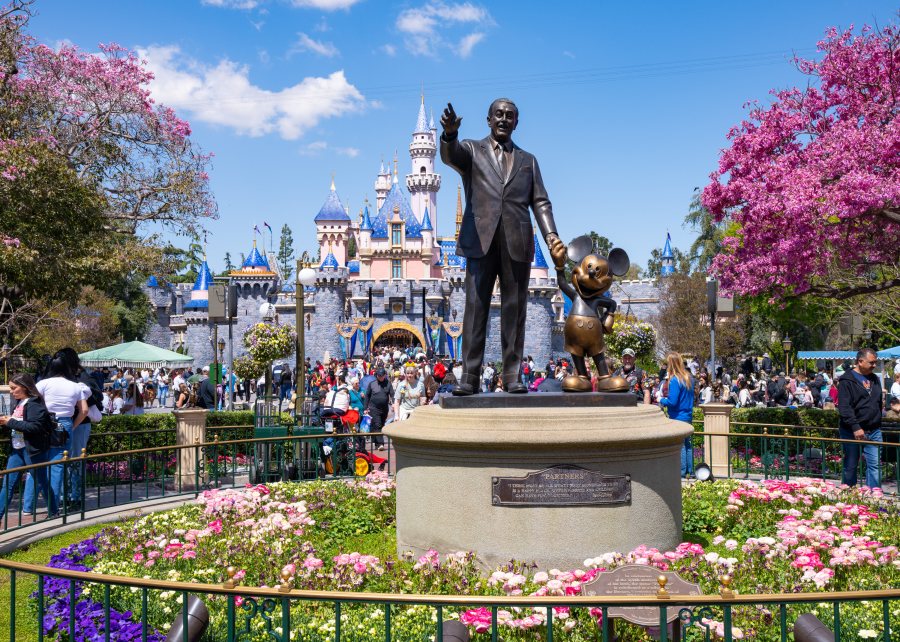 leadership-changes-are-coming-to-the-disneyland-resort